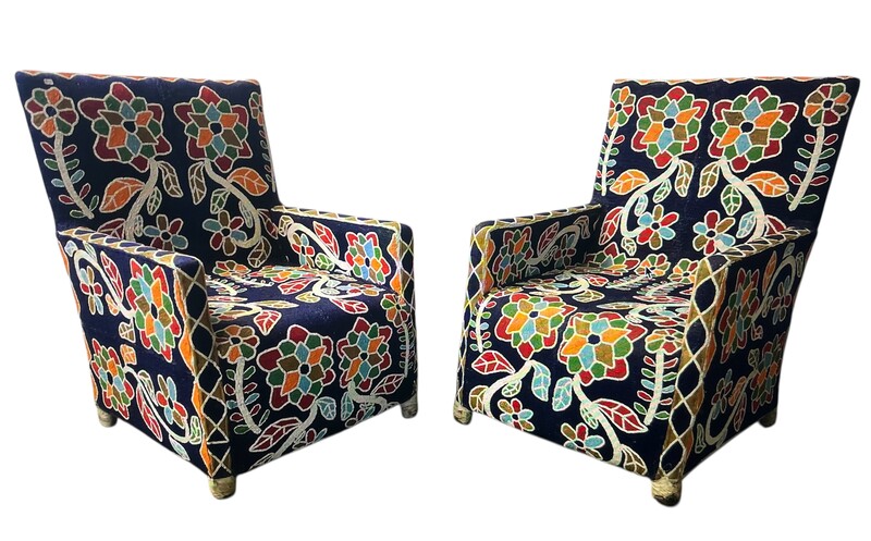 Paire de fauteuils perles Nigeria Beaded armchairs
